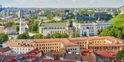 Panoramic view of Vilnius, Lithuania, representing the country's digital tax compliance and electronic invoicing regulations.